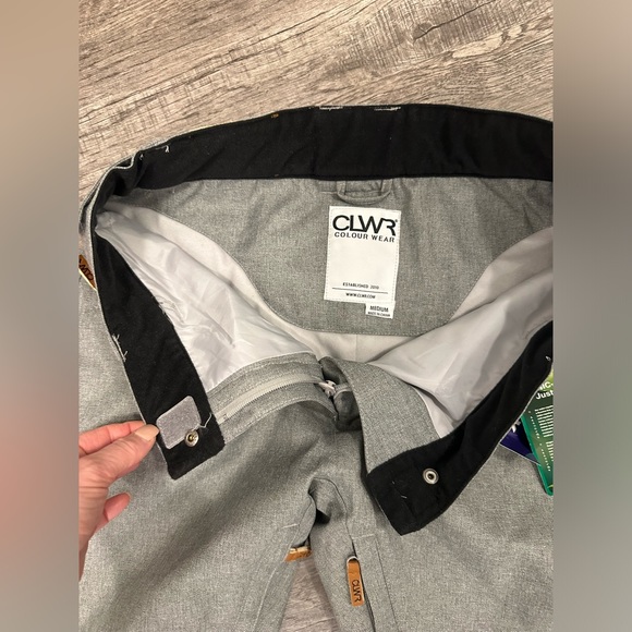 NWT colour wear women’s snowboarding pants - Picture 4 of 6